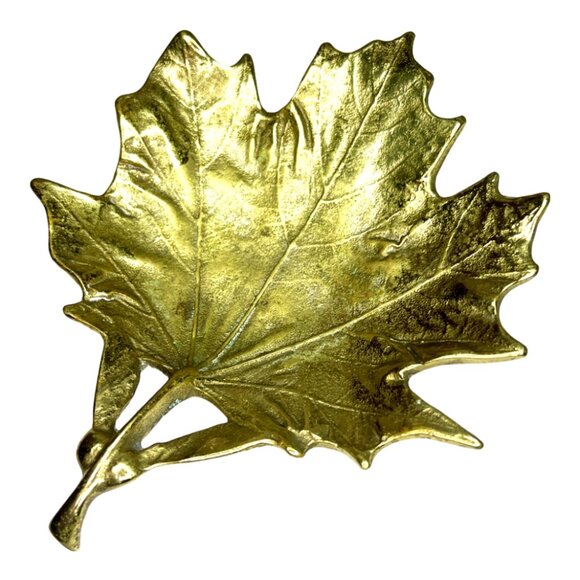 Vintage Other - 🚨CLEARANCE!! ⭐️HOST PICK⭐️ Vintage 1950s Brass Maple Leaf Trinket Dish